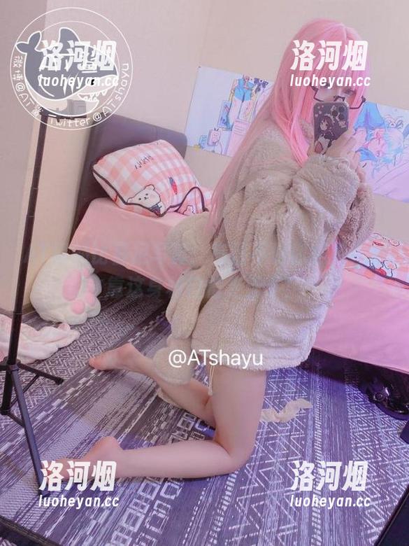 AT鲨的比基尼写真：高清不怕你尴尬，全靠这身材自信走天下！-洛河烟