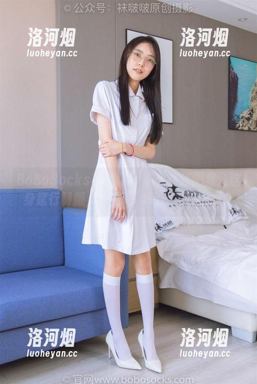 BoBoSocks袜啵啵 - 稚予在线图集：这身建行制服，到底是卖萌还是在上班？-洛河烟