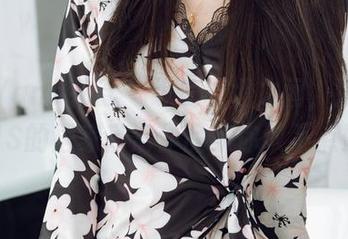 HuaYang花漾 - 纵使四墙之间，冯木木LRIS的居家高清作品集你敢不点赞？