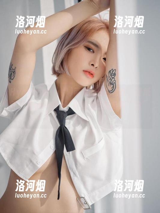 Hyoyeon(김효연)带来的白色合集，壁纸不只是yuèyáo，隔壁老王可能要“白”了！-洛河烟