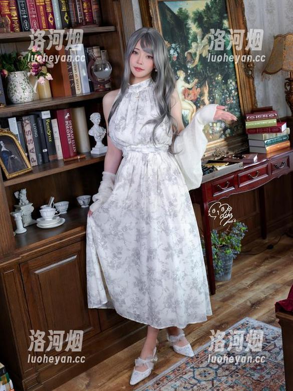 Machi马吉的全套写真：大黑塔TheHerta，果然背影杀手？-洛河烟