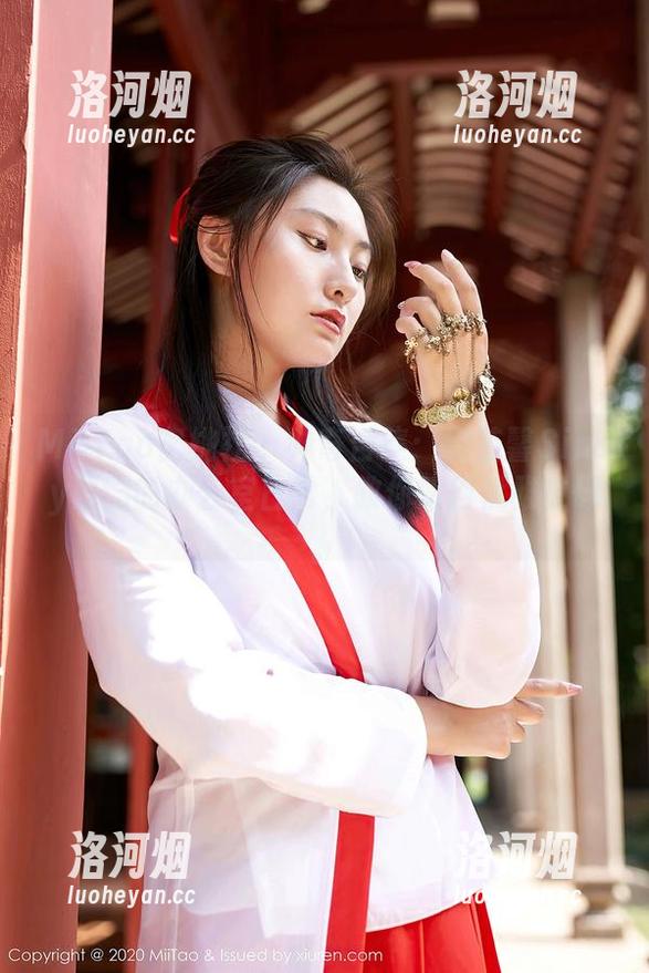 MiiTao蜜桃社 - 神奇合集：谢芷馨Sindy残酷的办公室日常，教你如何优雅忙碌。-洛河烟