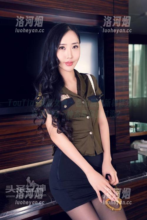 TouTiao头条女神 - 曲佑熙全新棉袜分享,袜子的另一种态度你见过没?-洛河烟 TouTiao头条女神 - 曲佑熙全新棉袜分享,袜子的另一种态度你见过没?-洛河烟