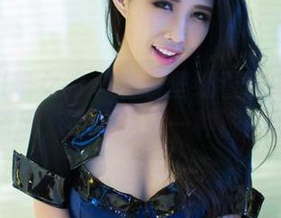 TuiGirl推女郎 - 拿着壁纸看何何夕的浴室：这画风，不愧是另一种洗浴体验啊！