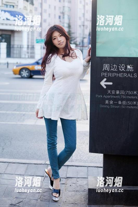 TuiGirl推女郎 - 苏可可运动图包分享，果然这一身运动装备不是随便穿的！-洛河烟