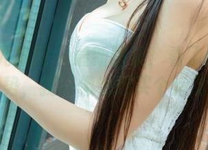 UGirls尤果网 - 最新图集：看了赵智妍运动的姿势，我好像也想买个运动鞋了。