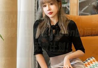 XINGYAN星颜社 - 桌前说：‘要动起来！’结果观看王婉悠Queen的运动，打消了无数计划！
