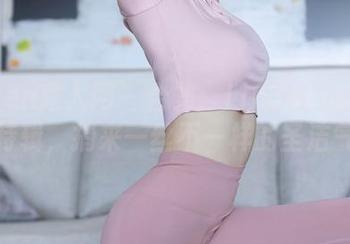 Xiuren秀人网 - 合集：LindaLinda的修女特辑，捎来一丝不一样的圣洁气息。