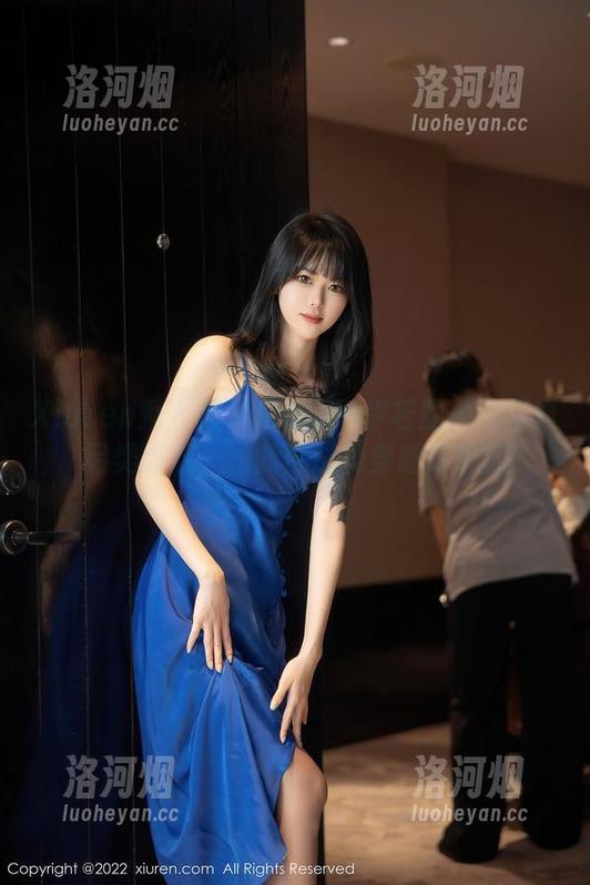 Xiuren秀人网 - MODEL伊若的少女写真，另类路数，她能否成功穿越青春期？-洛河烟