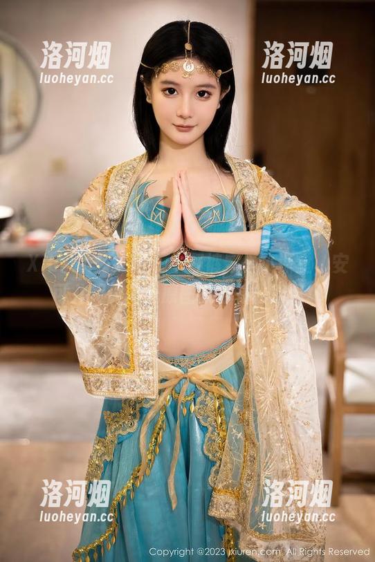 Xiuren秀人网 - 牛仔裤穿搭小课堂，安可儿用无圣光原图教你轻松驾驭！-洛河烟