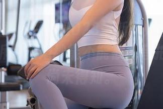Xiuren秀人网 - 2023最新花嫁合集：小嘉敏告诉你，婚纱能不能被抖音拍得更好尚未得知。