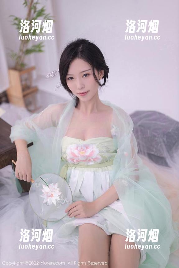 Xiuren秀人网 - 答应我吧，别让“眼镜”这套作品隐藏了慕嫣然Lancy的其他优势！-洛河烟