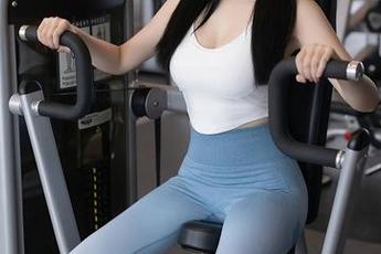 Xiuren秀人网 - 美图更新中，李宓儿的透明可能比你家的窗户还干净哦！