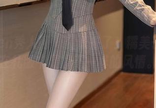 Xiuren秀人网 - 资源来了！糯美子nini在礼服中显露不一样的风情。