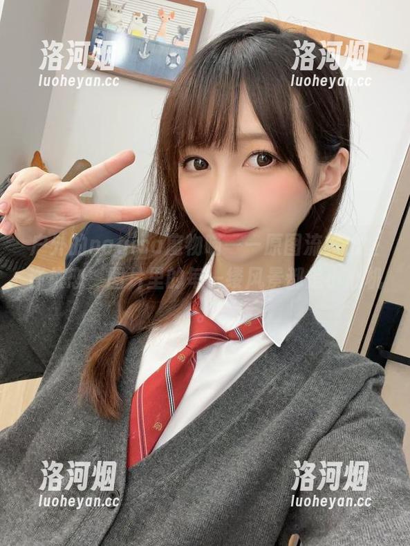 户外的nagisa魔物喵——原图流露出些许依恋,图片里的每一缕风景都是小心机。-洛河烟 户外的nagisa魔物喵——原图流露出些许依恋,图片里的每一缕风景都是小心机。-洛河烟