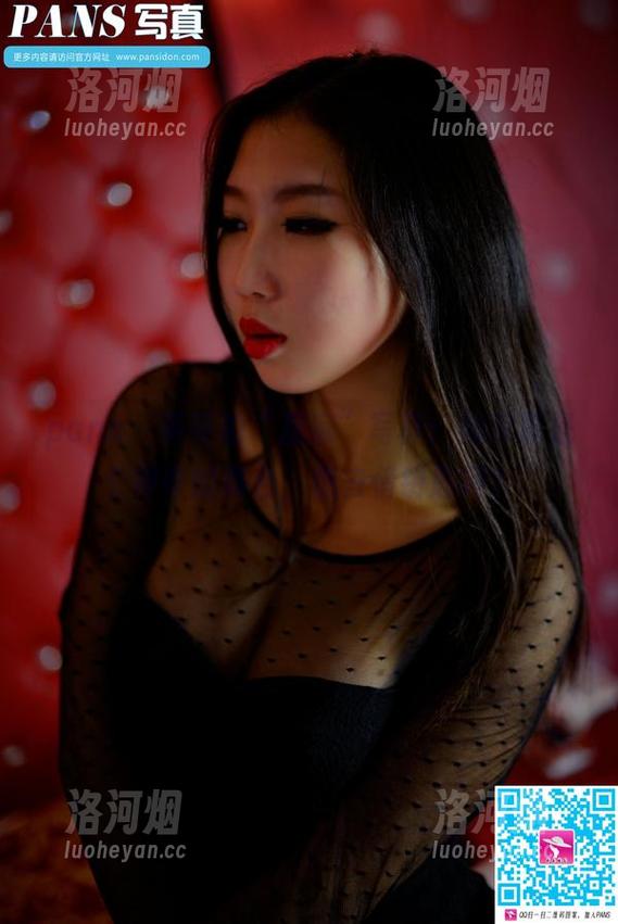 pans - 英英的“居家”写真：她家真是个神奇的舞台，想去借钥匙吗？-洛河烟