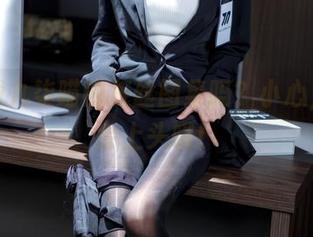 想下载九柒喵的灰丝图集吗？小心，可能会上头哦！