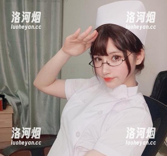 你十七鸽在线的写真：白色护士，谁说医务总是严肃-洛河烟