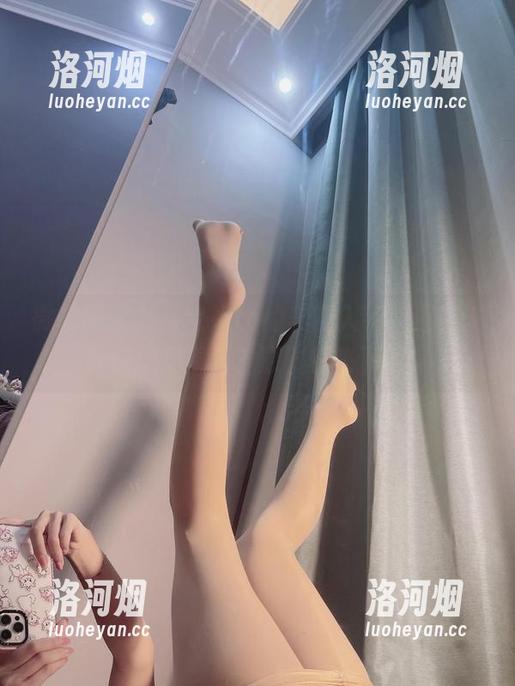 微密圈 - 从兔宝妮to的美腿入手，还有谁敢说腿不重要？原图快来下载！-洛河烟