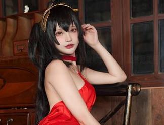 在千夜未来的温泉里，污水也被她美化了，果然是美图！