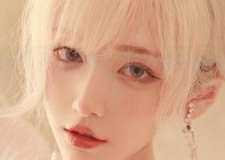 “暗夜猫女”作品上线，啾小妍又在这儿耍花样！