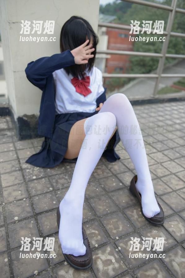 少女秩序 - 最新图包让小鱼的秘密活脱脱成了动人的谜语，让我捉摸不透！-洛河烟