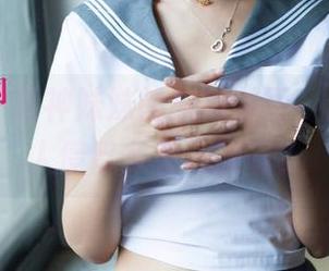 尤果网 - 萌神妹妹的旗袍美图，怎能不让人停留多看几眼呢？