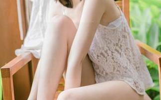 念雪ww的白日梦：她在套图里舞动的夏日微风，快来下载一份清凉！