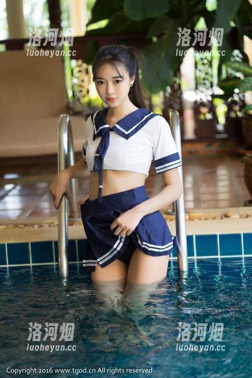推女神 - 进了教室却不想上课，张雨涵的最新美图让我心猿意马。-洛河烟