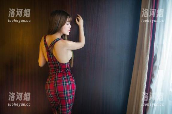 推女郎 - 黄可的居家美图合集，真心发现在家也能很美，分分钟想模仿！-洛河烟