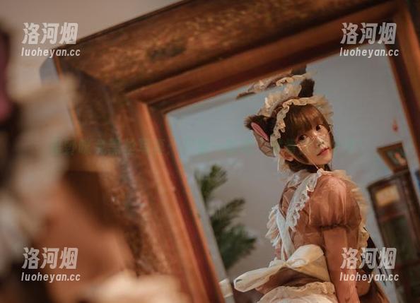 星野咪兔黑丝写真：只要一眨眼，就肯定是个梦！-洛河烟