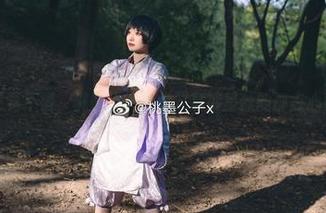 这图也真不错，桃墨公子给你分享裤里丝的那点心事儿。