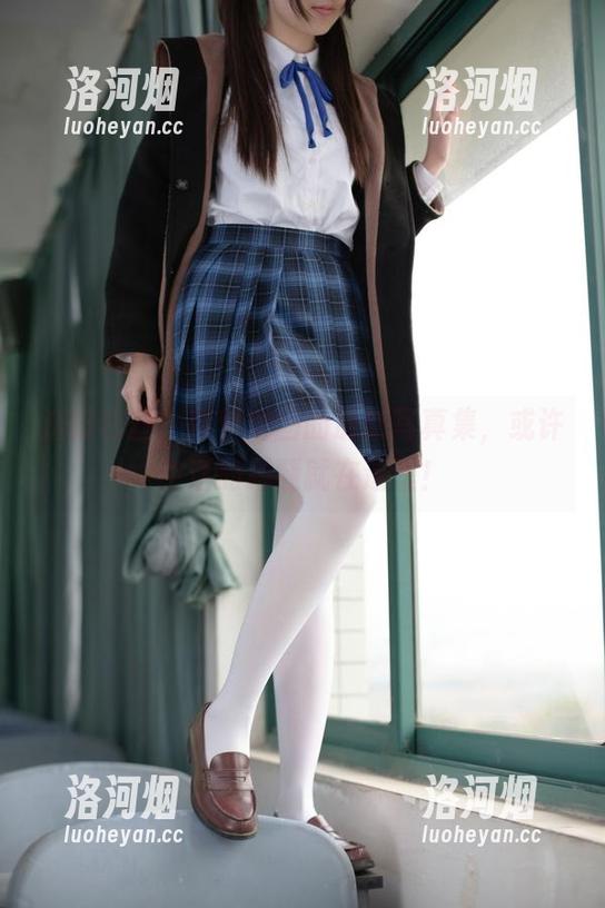 浴缸白丝，森萝财团的最新写真集，或许生活的精髓就在这里！-洛河烟