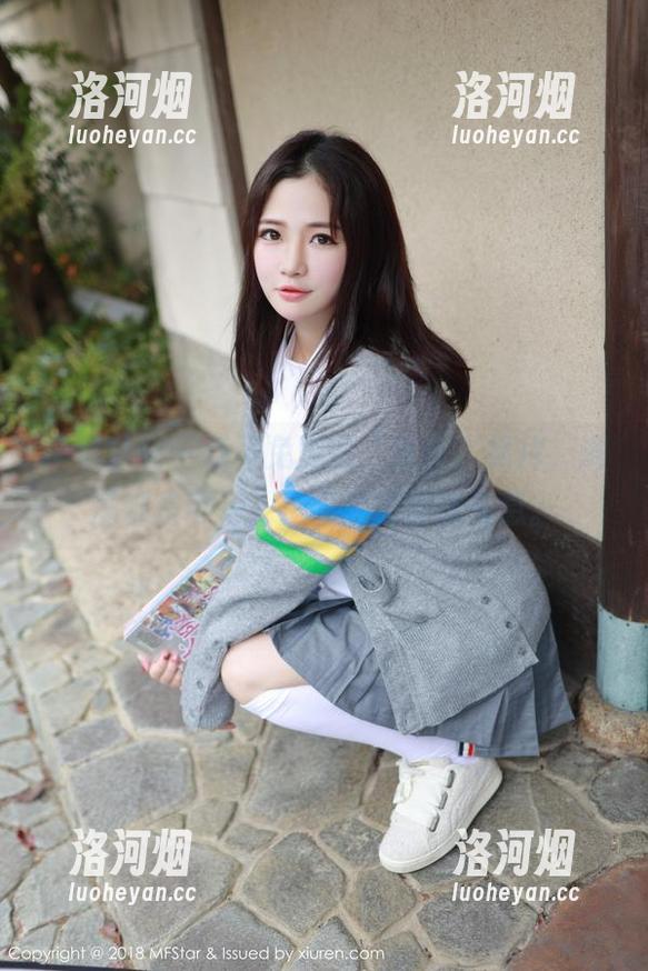 模范学院 - 草莓兔兔的“女仆”照片，满满都是可是、是但是的暧昧气息。-洛河烟
