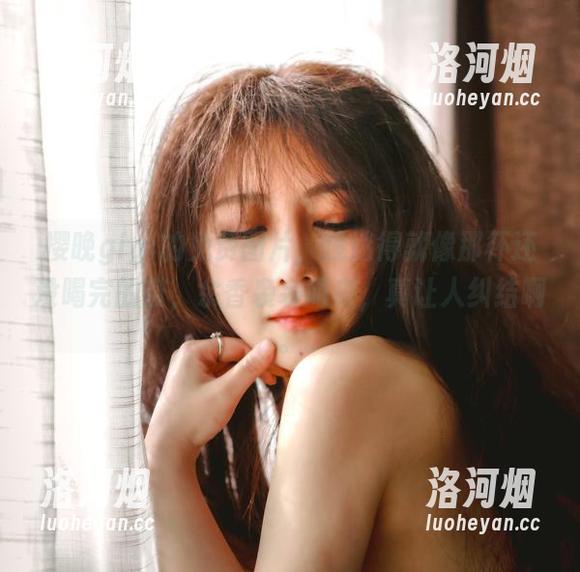 樱晚gigi的免费图片，浅迷得就像那杯还没喝完的茶，余香袅袅而来，真让人纠结啊。-洛河烟