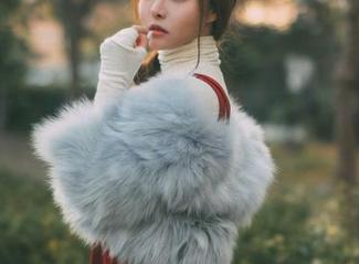 波萝社 - 谁说白色无聊？王语纯的图片资源打破常规！