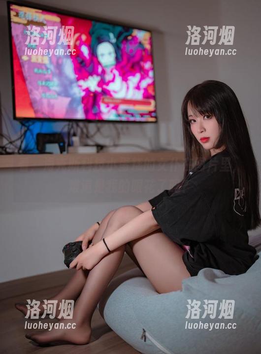 看,海克斯科技小蛋糕的女仆在图片里,难道是我的眼花了吗?-洛河烟 看,海克斯科技小蛋糕的女仆在图片里,难道是我的眼花了吗?-洛河烟