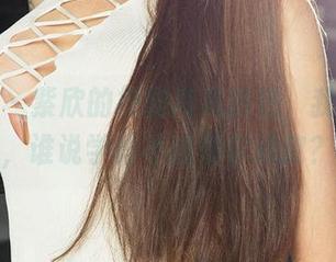 爱尤物 - 紫欣的校园高清图包，我只想说，谁说学霸不能偶尔顽皮？