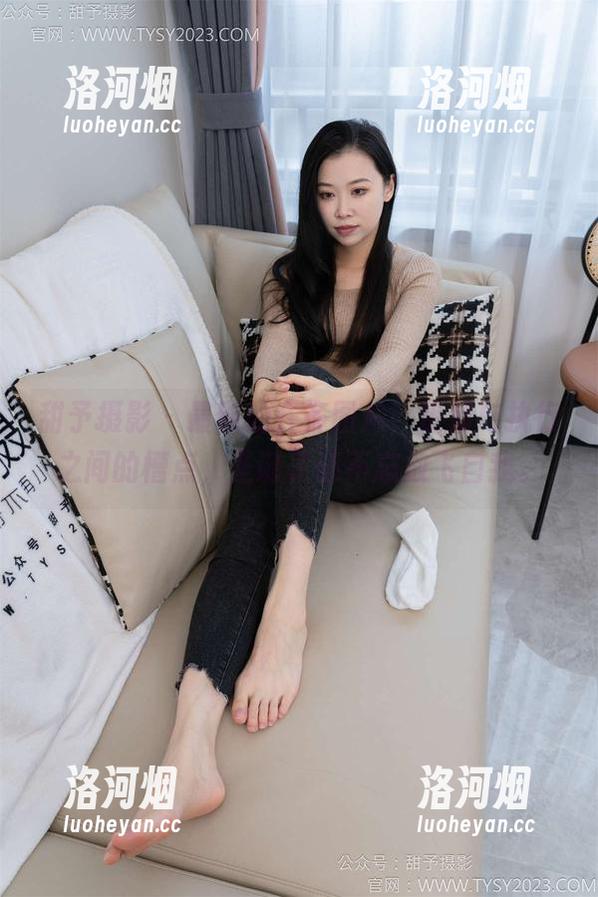 甜予摄影 - 最新的齐齐图片，策划与执行之间的槽点，圣诞了还不忘放飞自我。-洛河烟