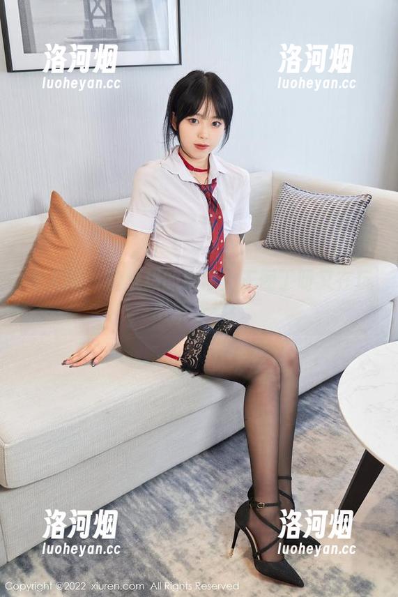 秀人网 - 壁纸级的日常！王俪丁呀又在玩出新花样！-洛河烟