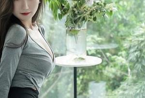 秀人网 - 当软软子变成了厨娘，福利图片里藏着啥？来猜猜！