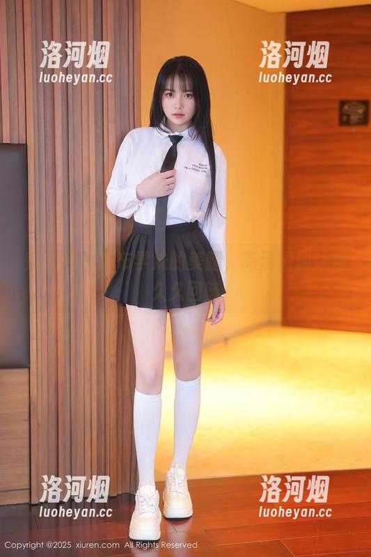 秀人网 - 麻布学妹的美腿，高清图册让你久久回味-洛河烟