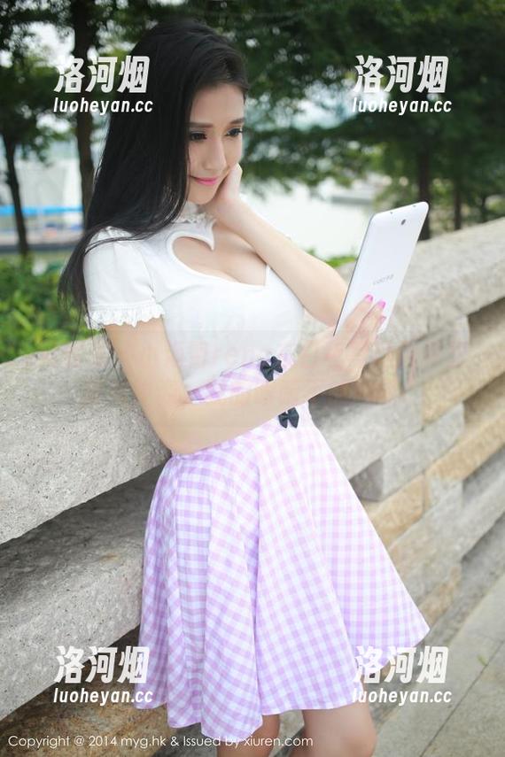 美媛馆 - 小海臀rena在白色写真图集里摇曳生姿，我的眼睛不够用啊！-洛河烟