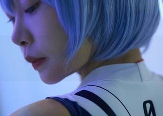 蜜桃社 - 萌美Moemi与泳池的涟漪——作品合集中的轻柔时光