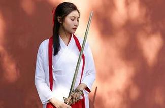 蜜桃社 - 蜜蕊Mary与吊带的“深度合作”：原图和图包的来回抒情