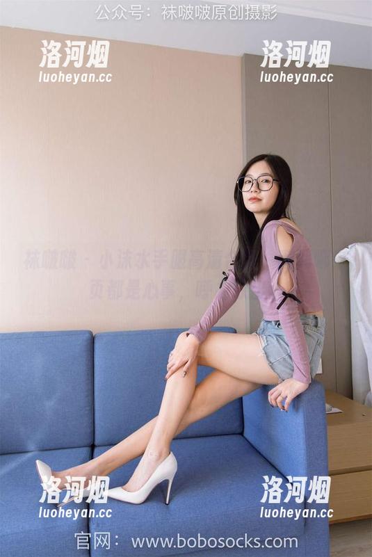 袜啵啵 - 小沫水手服高清合集，翻到哪一页都是心事，呼之欲出。-洛河烟