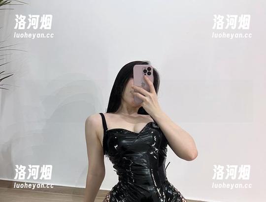 微密圈 - 和服的魔力，这里有铁锤姐姐最新资源，保证你停不了！-洛河烟