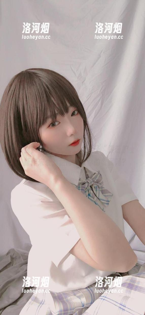 看这里，看这里，青水百合子“歪萌护士”新作来袭，值得加入你的收藏吗？-洛河烟