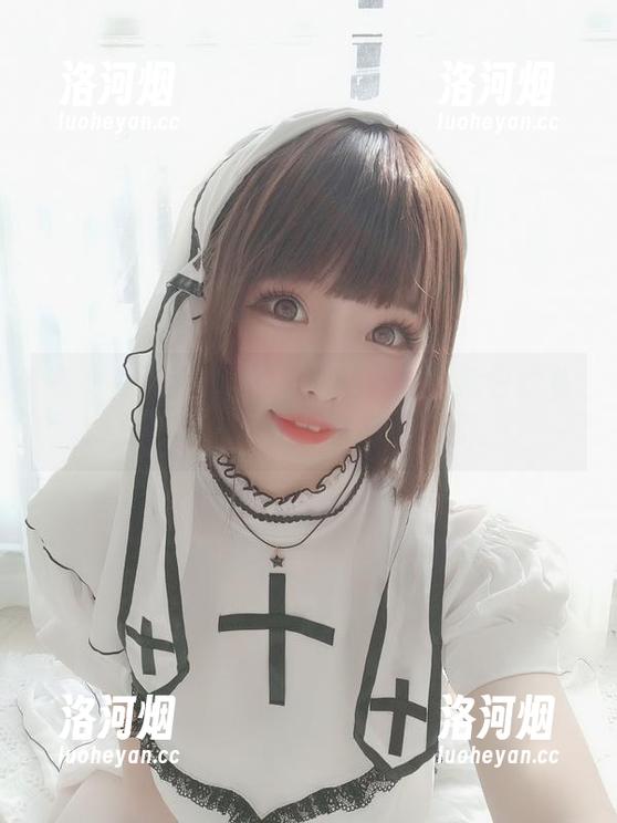 有没有被香川澪的美图迷到！这纯白的私拍，简直能让人看忘了自己。-洛河烟